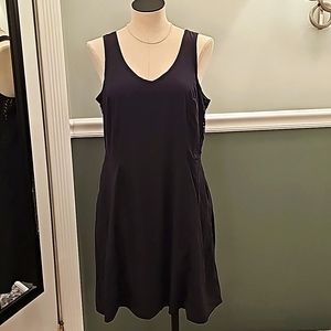 Black Travel Dress with Pockets